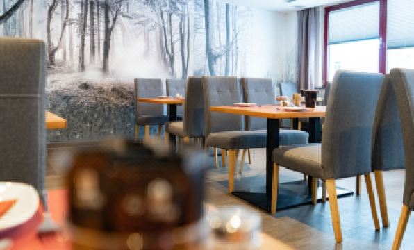 Hotel Am Park - Housity