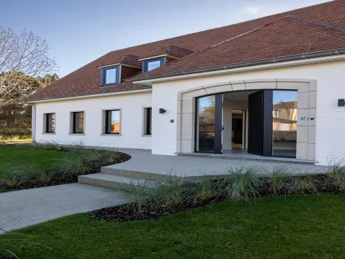 Modern Koksijde Villa by Sea - piscine