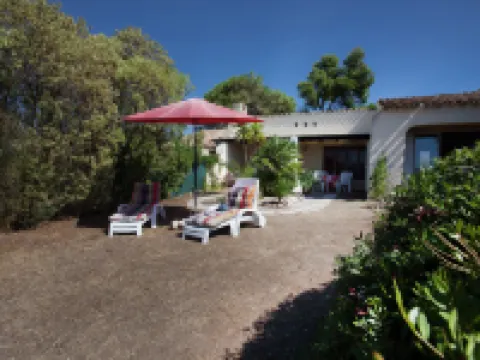 Beachside Bliss in Cargèse Hotels in Cargese