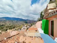 Village House in Fayence with Castle Views Hotels in Fayence