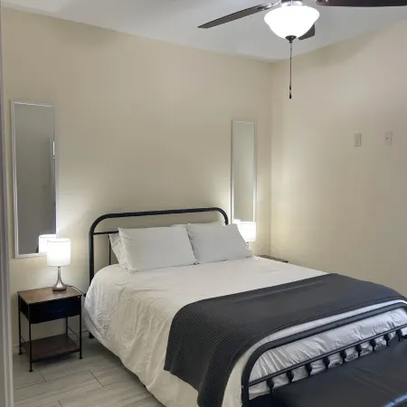 Charming 2-bedroom apartment in Lindale