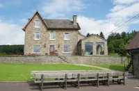 Group Stay with Pool, Chevron Hotel a 