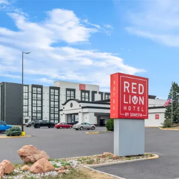 Red Lion Hotel & Conference Center Cheyenne