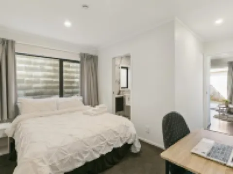 Modern 1BR Flat, Private Entry, Full Kitchen-30 minutes' drive to Wellington CBD Hotéis em Upper Hutt