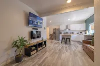 Downtown Garden Escape