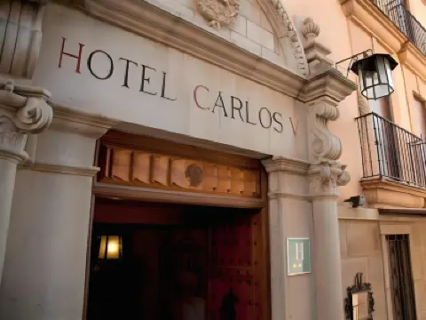 Hotel Carlos V Hotels near Toledo City Hall