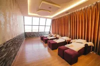 Grand Mong CAI Hotel