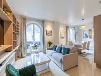 High-end 75m2 apartment - Place Morny - 2-Star