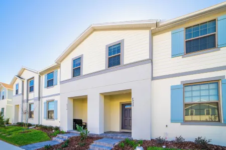 Townhome Splash Pool BBQ Free Water Park!