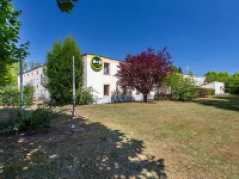 布盧瓦北梅拉德谷地B&B住宿加早餐酒店 布盧瓦酒店