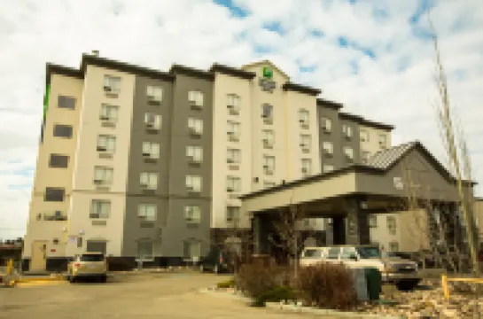 Holiday Inn Express & Suites EDMONTON NORTH by IHG