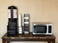 Red Roof Inn & Suites Omaha - Council Bluffs Hotels in Lewis