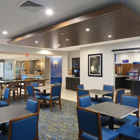 Holiday Inn Express GRAND RAPIDS SW by IHG