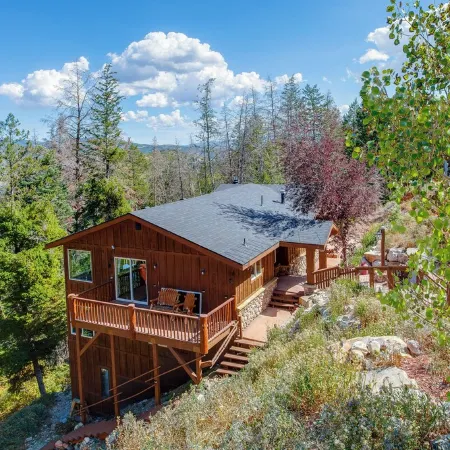 Mountain Home w/ Views & Game Room, Slopes 20 min