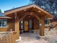Mountain Home w/ Views & Game Room, Slopes 20 min 서밋 파크 호텔