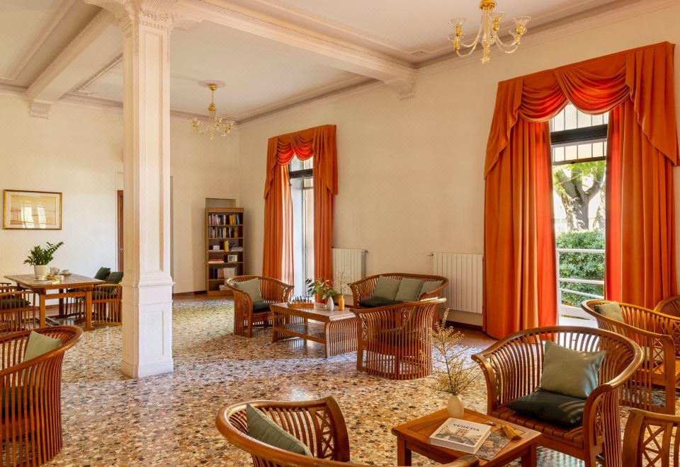 2. 호텔 베네치아 ..