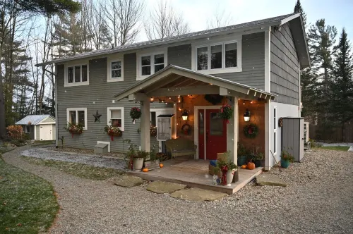Large Cozy House- Family Friendly w/ Indoor Hot Tub, 5mi to Jay Peak