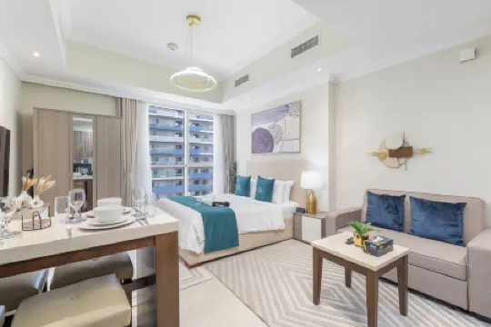 Heaven Crest Holiday Homes Downtown - Studio, 1, & 3 Bedroom Suites 2 minute