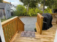 Queen City Duplex centrally located sleeps up to 6