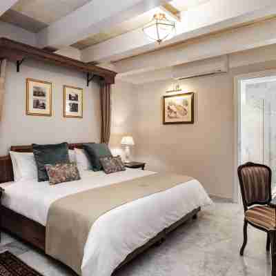 Palais le Brun Rooms