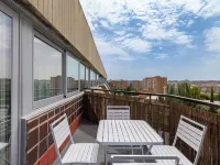 HA RETIRO Suites Hotels near Retiro