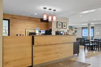 Country Inn & Suites by Radisson, Saskatoon, SK - Hot Tub