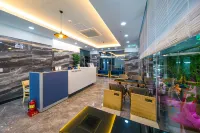 Shine Hotel - Kitchens