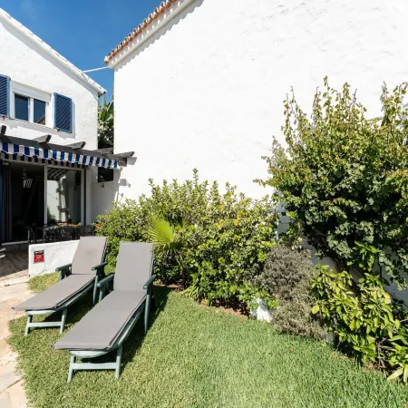 Beachfront holiday home in Malaga