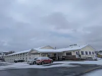Rails Inn Hotels in Forsyth