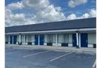 Studio 6 Suites Hinesville, GA - Parking