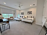 Modern 4BR with Parking - WV rep 4 Hotels in Warrenville