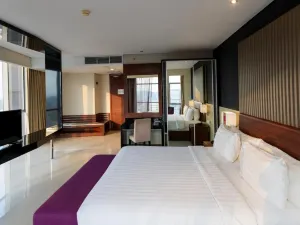 아스톤 잠비 호텔 & 컨퍼런스 센터