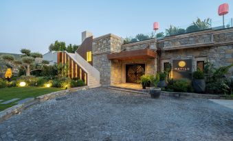 Mavilu Luxury Hotel