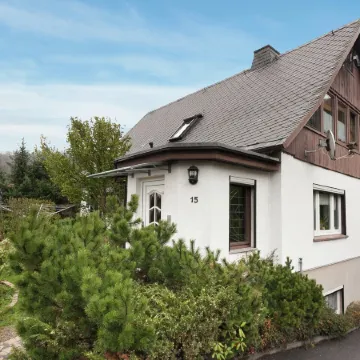 Gemutliche Wohnung Mit Kamin in Dresden-Freital