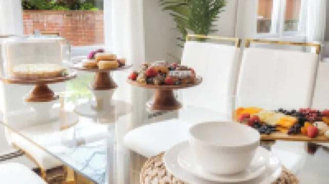 บ้านหรู NYC พร้อมจอดรถฟรีสำหรับ 12 คน โรงแรมในไวต์เพลนส์