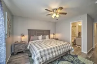 Cozy Condo w/ Pool Access in the Heart of Branson! - spa