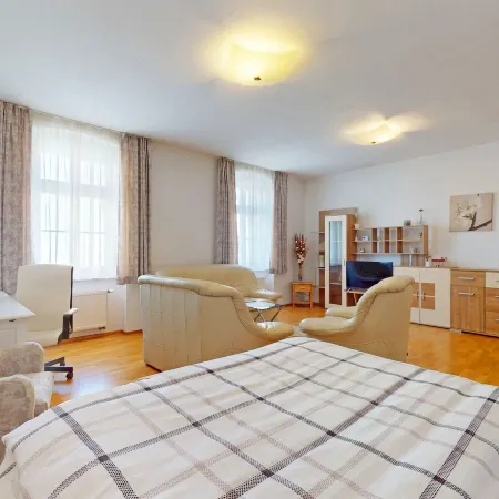 Central Apartmany Biela Street Отели рядом с достопримечательностью «Голубая церковь (Церковь Св. Елизаветы)»