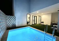 Grandioso Okinawa Pool Villa Onna 7 - Private Pools