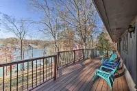 Chickamauga Lake Vacation Rental w/ Boat Dock! - Parking
