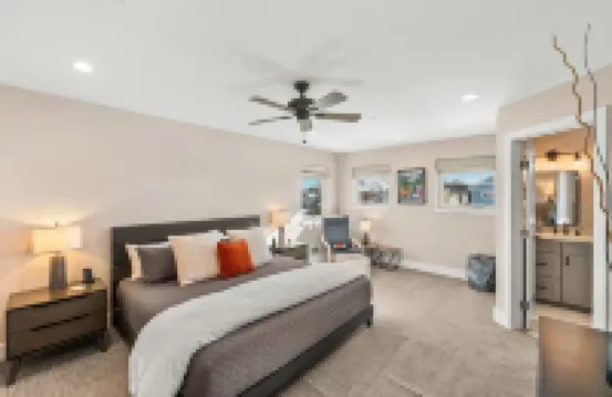 Relax in Spacious Comfort; Walk to Main St. and Trails. 30 Min to Crested Butte
