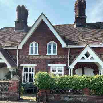 Orford Holiday Cottage Hotel Exterior