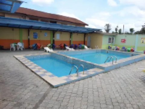 Indices Suites and Gardens