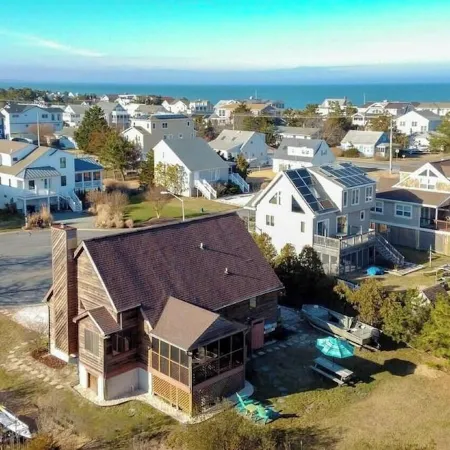 Lewes Beach Retreat 2 Minute Walk to Bay!