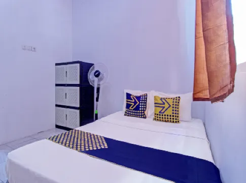 Hotel O Wisma Bani Pandi Syariah Hotéis em 