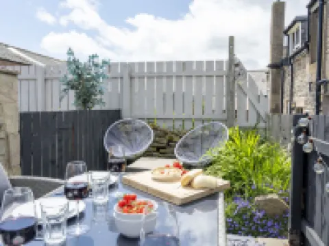 Northern Hideaways St Cuthberts Hotels in Seahouses