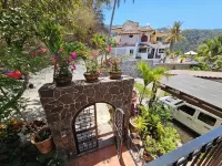 Luxury Villa Casa Matuta @ Mismaloya-Full Staff Hotels near Boca de Tomatlan