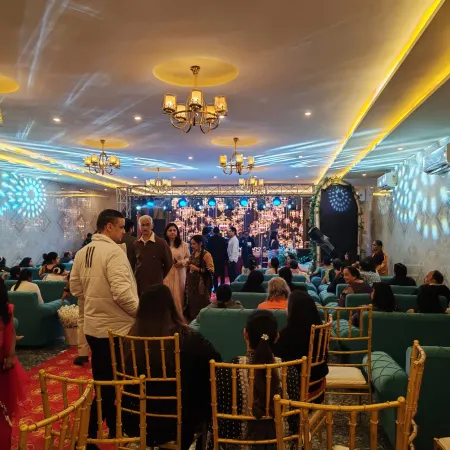 Hotel Rajwada Palace