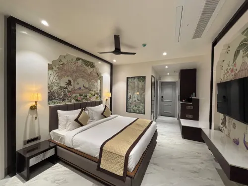 Hotel Raj Hari Palace - 2-Star