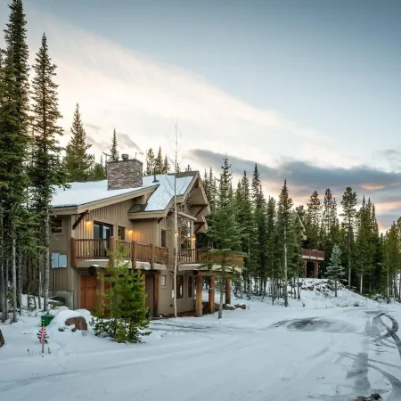 2 Mountain Home 3 Bedroom Home by Moonlight Basin Lodging