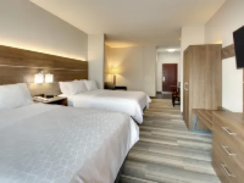 Holiday Inn Express & Suites LAUREL by IHG Hotels in Jones County